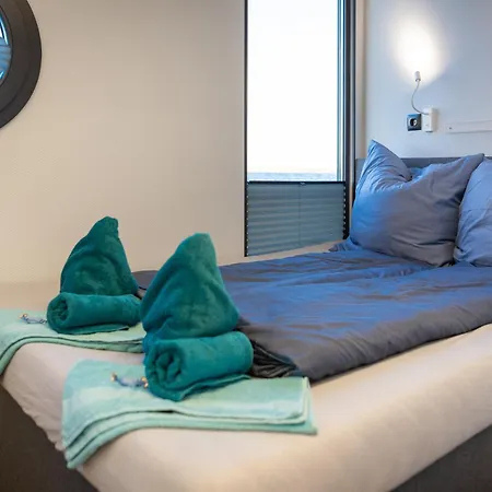 Exclusives Hausboot Oma Ella Bateau-hôtel Heiligenhafen