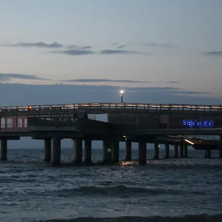 Bateau-hôtel Exclusives Hausboot Oma Ella *